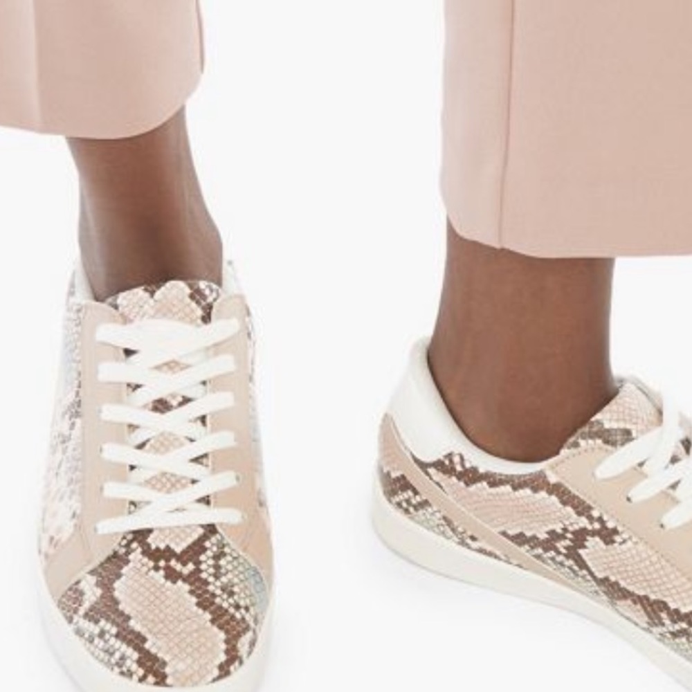 Just Fab Paisley Snake Sneakers!